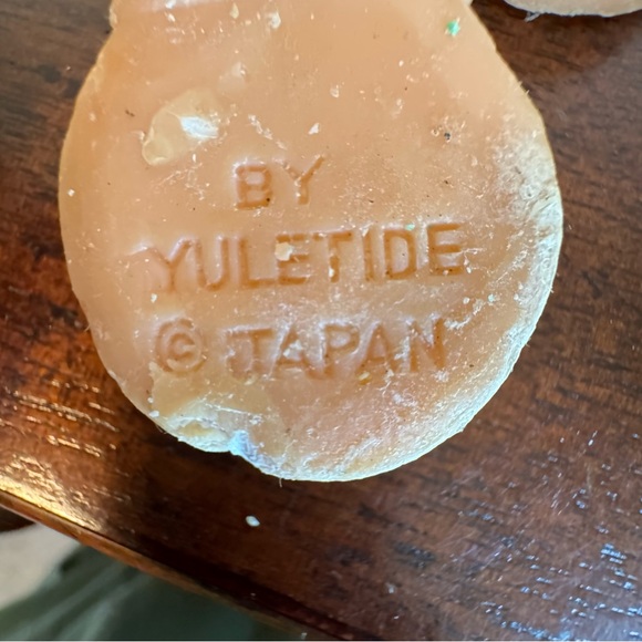 VINTAGE AVON AND YULTIDE CHRISTMAS SHAPES SOAP - 14 pc - Picture 5 of 6